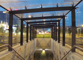 2012 06-Geneva Tram Station
